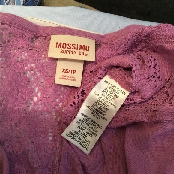 MOSSIMO XS soft purple tee with lace detail - Picture 2 of 7